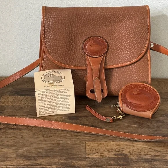 Dooney & Bourke Brown Leather Crossbody Bag with Coin Pouch - Picture 2 of 12